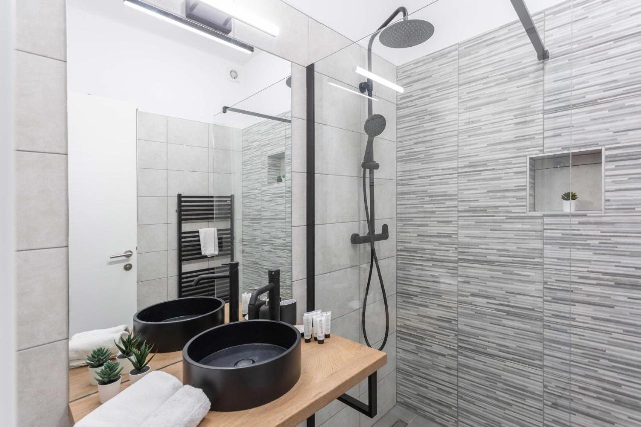 Design City Center Apartments Near Park Zrinjevac ザグレブ エクステリア 写真