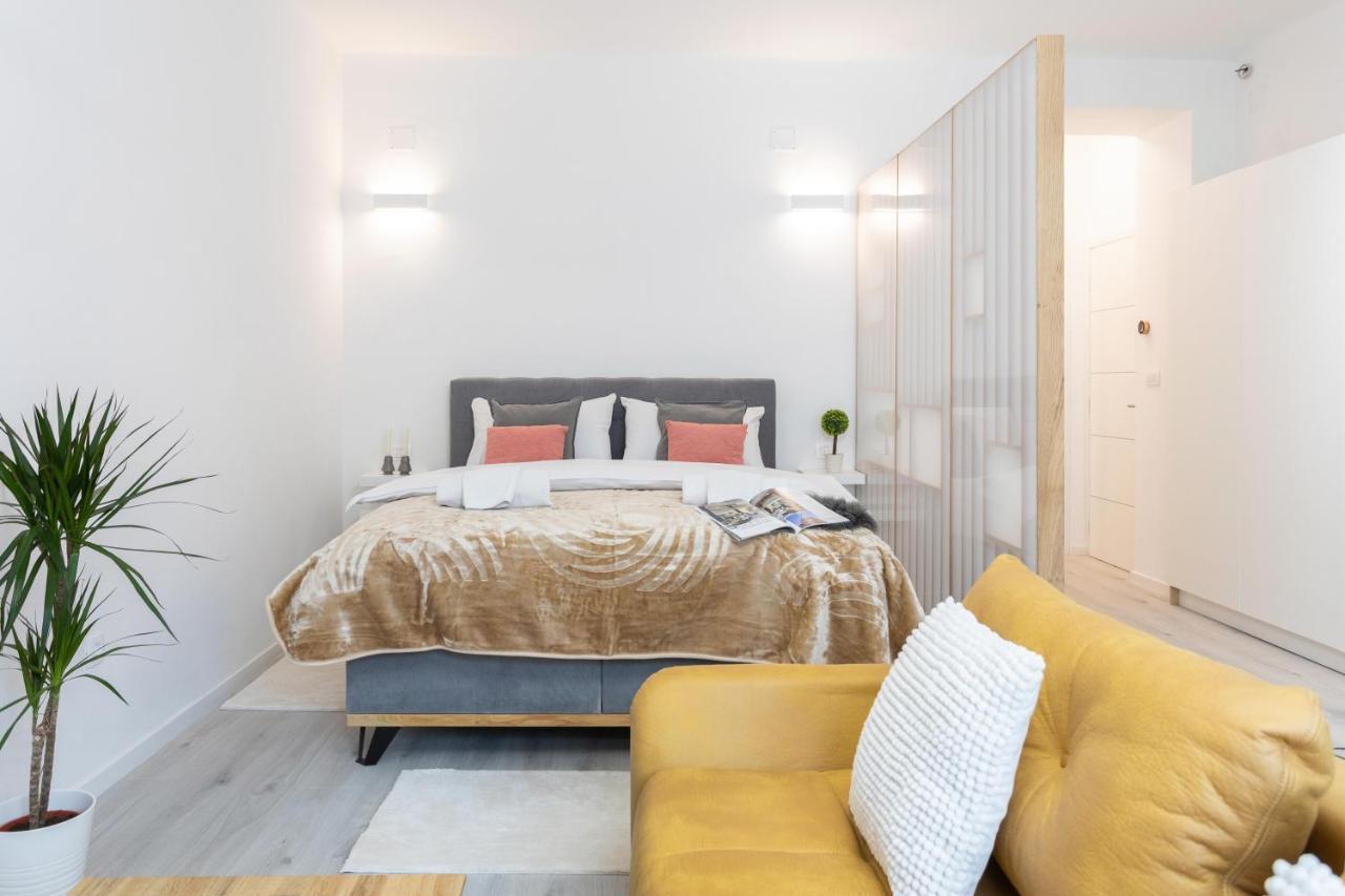 Design City Center Apartments Near Park Zrinjevac ザグレブ エクステリア 写真