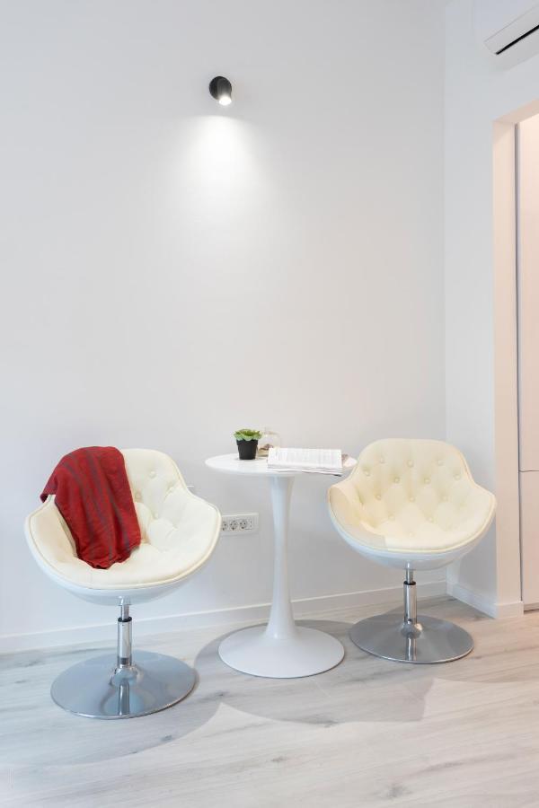 Design City Center Apartments Near Park Zrinjevac ザグレブ エクステリア 写真
