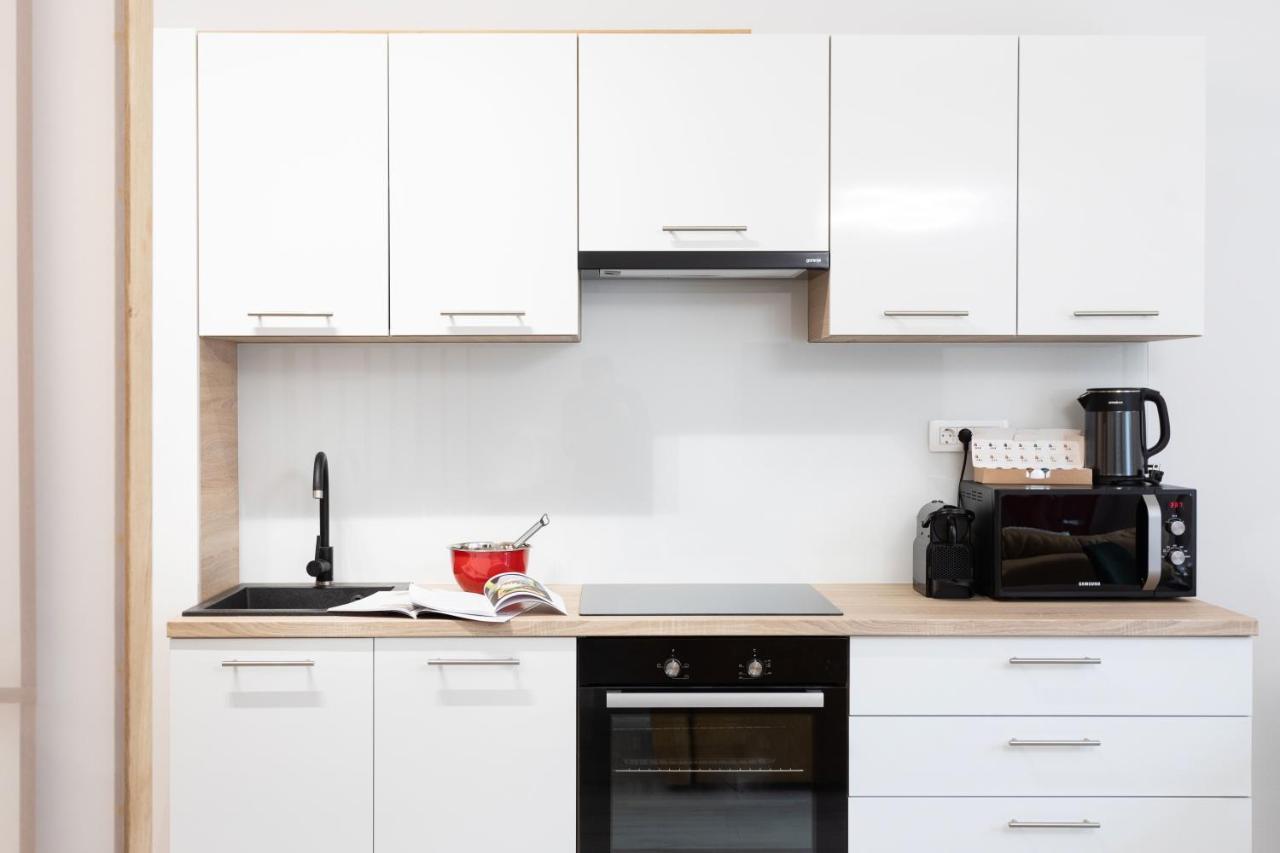 Design City Center Apartments Near Park Zrinjevac ザグレブ エクステリア 写真
