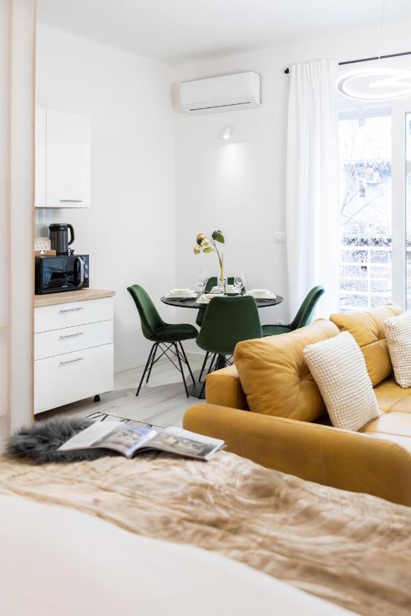 Design City Center Apartments Near Park Zrinjevac ザグレブ エクステリア 写真