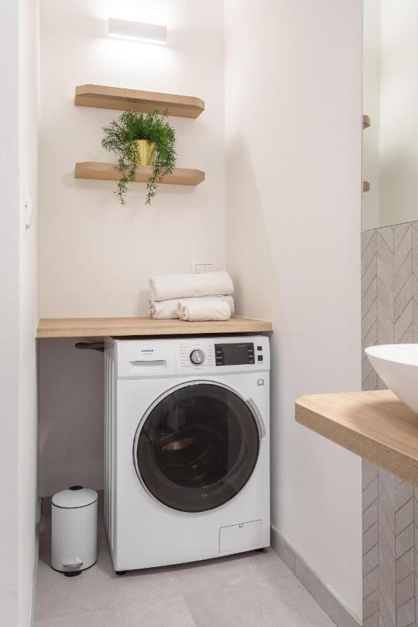 Design City Center Apartments Near Park Zrinjevac ザグレブ エクステリア 写真